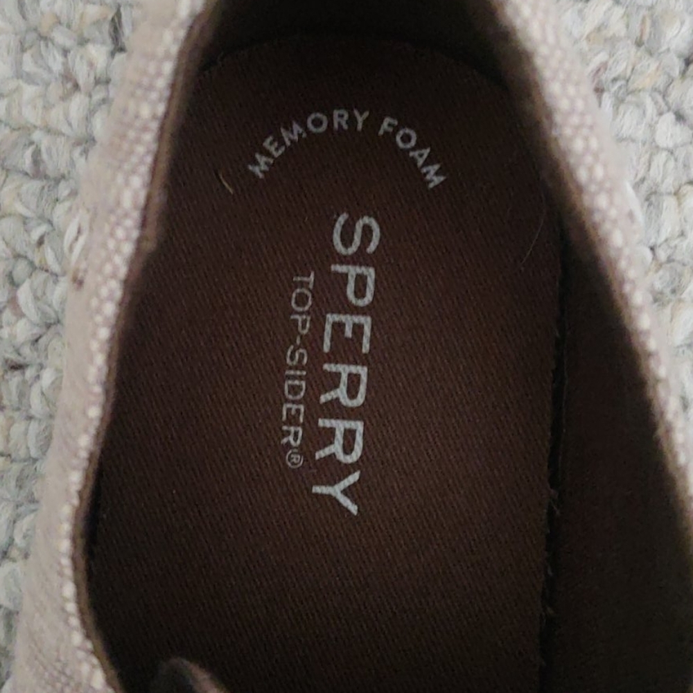 Shoes - Picture 3 of 6